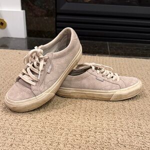 Vans Women's Light Gray Suede Sneakers